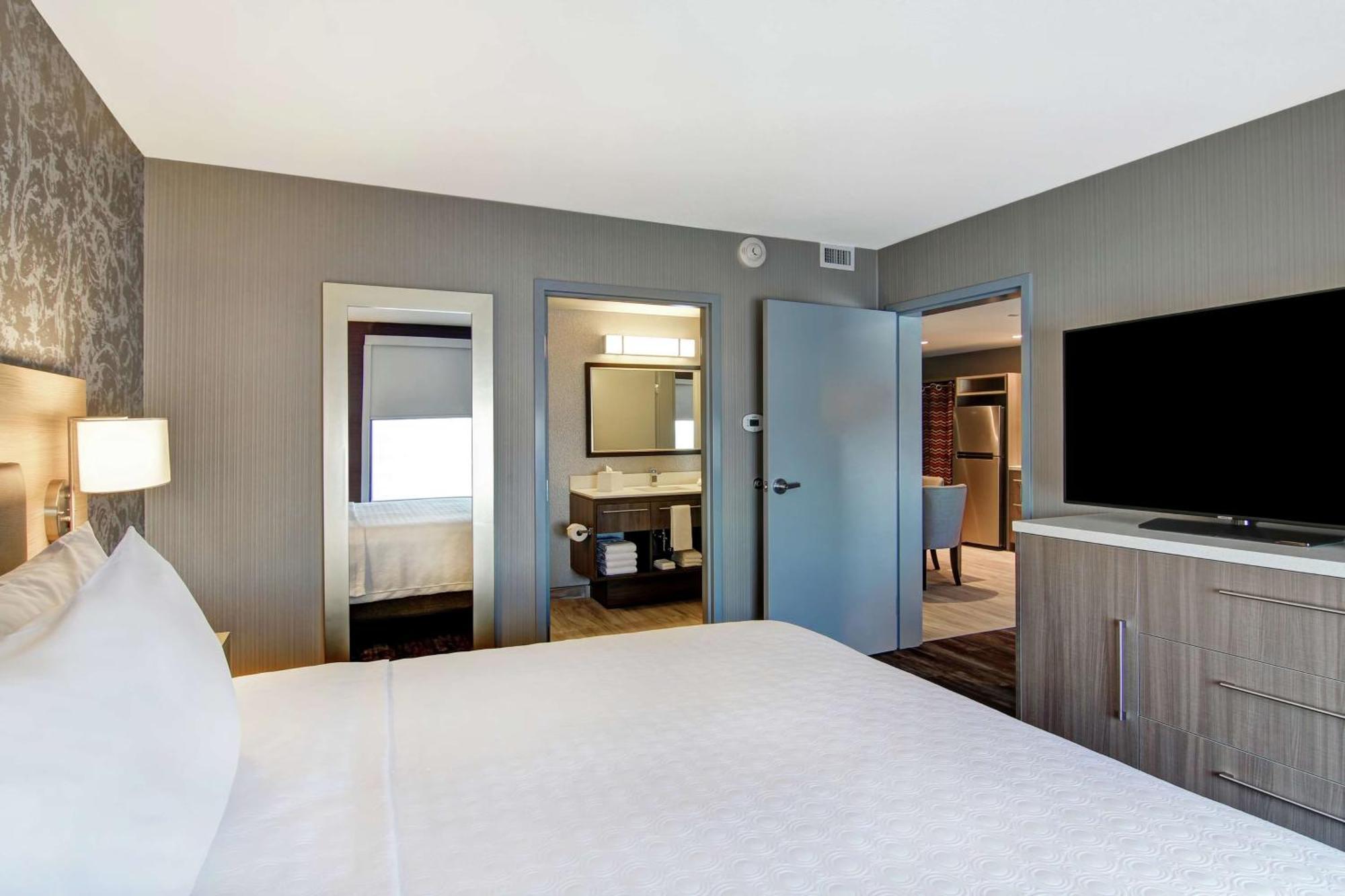 Home2 Suites By Hilton Edmonton South Exteriér fotografie